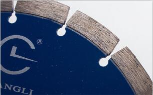 金剛石鋸片切割不同材質(zhì)石材對(duì)性能的影響 金剛石鋸片切割不同材質(zhì)石材對(duì)性能的影響