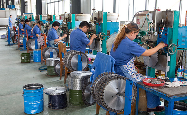 金剛石鋸片在石材礦山開采中的應(yīng)用 金剛石鋸片在石材礦山開采中的應(yīng)用