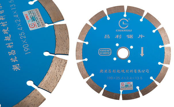 造成金剛石刀頭側面磨損的原因 造成金剛石刀頭側面磨損的原因