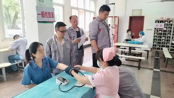 昌利金剛石工具公司開展“關愛員工健康”體檢活動 昌利金剛石工具公司開展“關愛員工健康”體檢活動